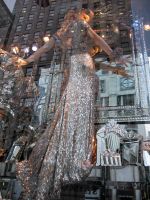 Bergdorf's_window_01_150