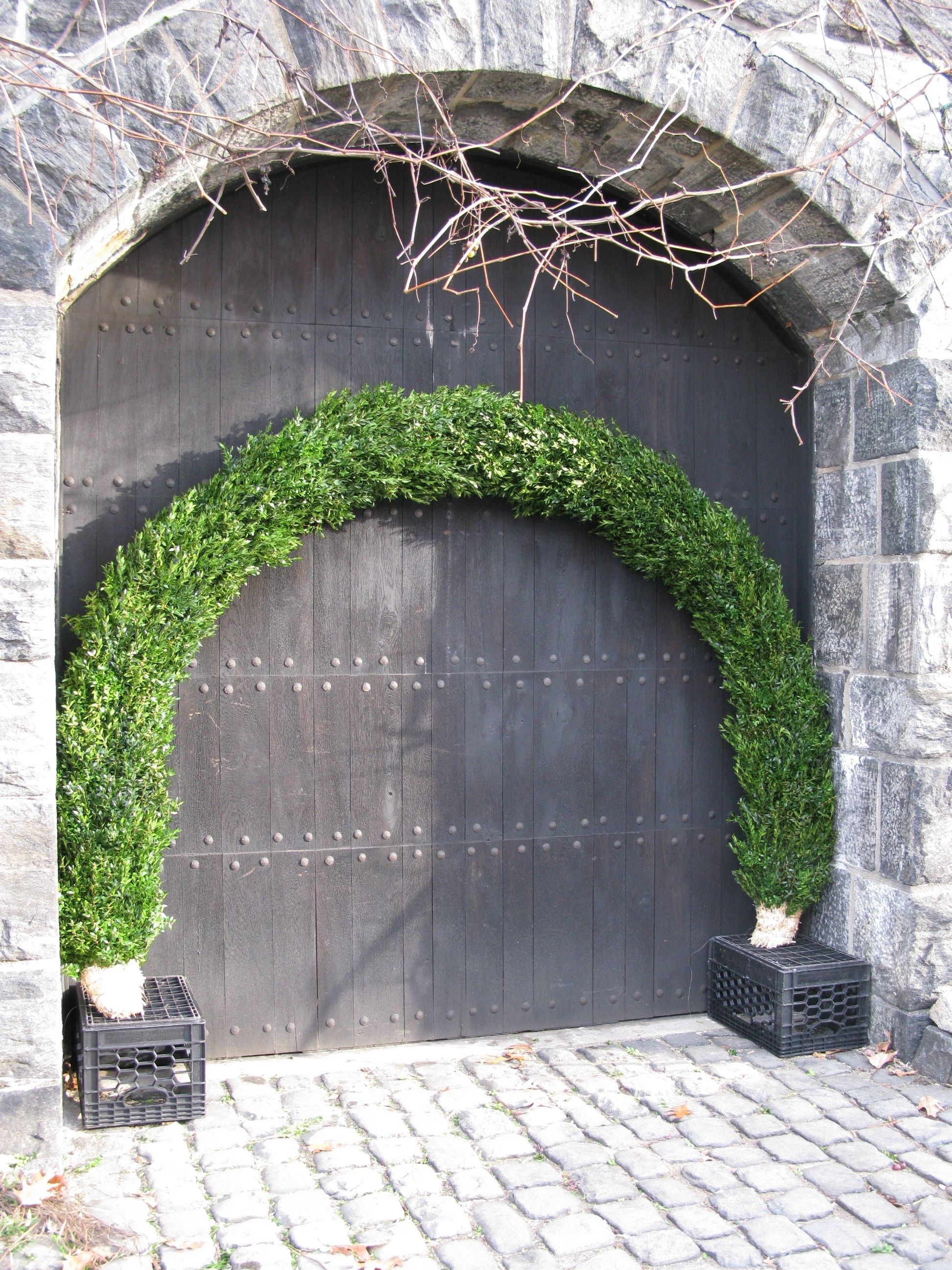 Boxwood-covered form for the Main Hall arches