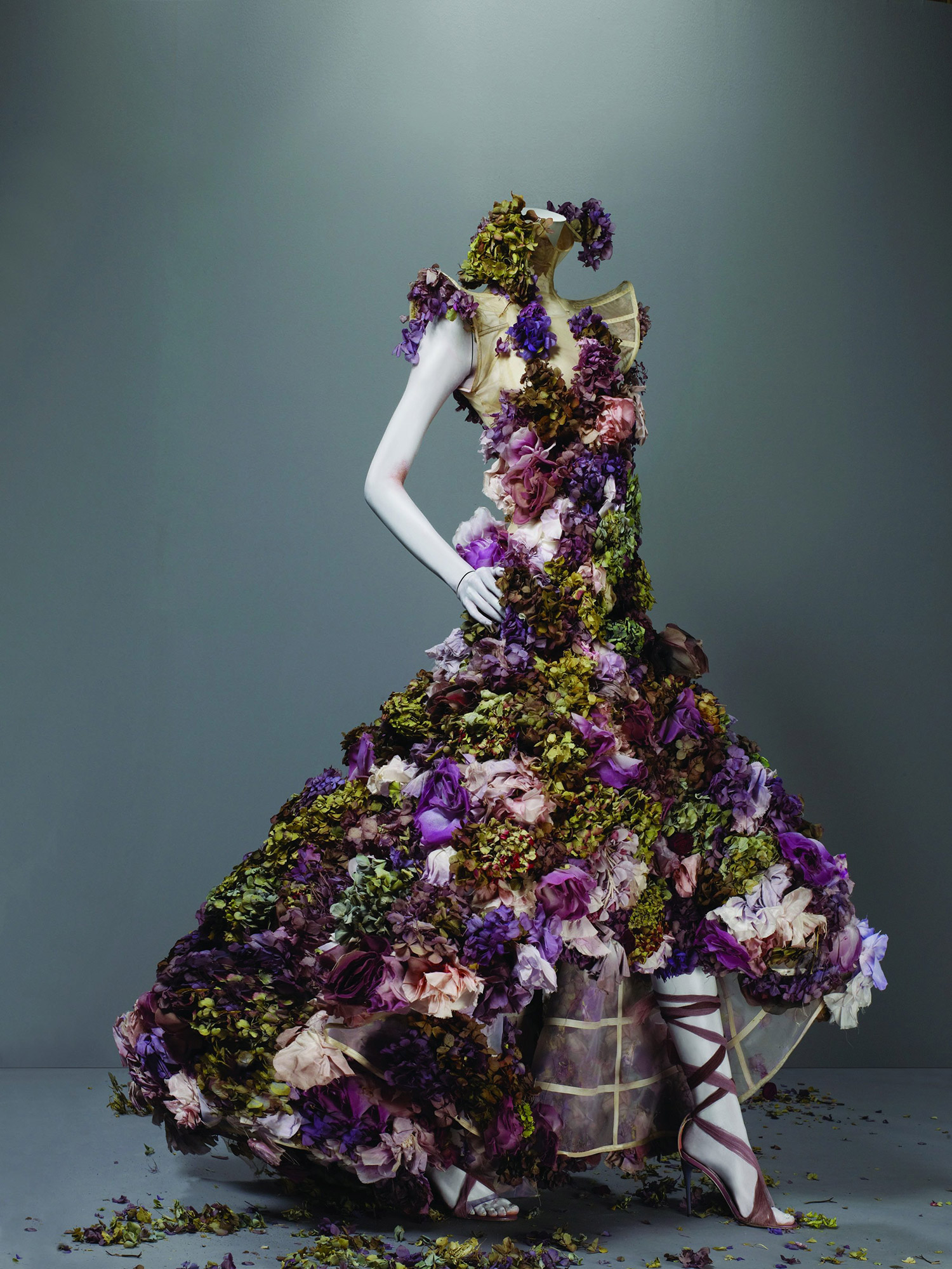 The Most Ephemeral Flowers” Inspired Alexander McQueen's Sarah