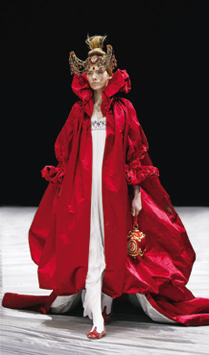 The Girl Who Lived in the Tree | Alexander McQueen: Savage Beauty | The ...