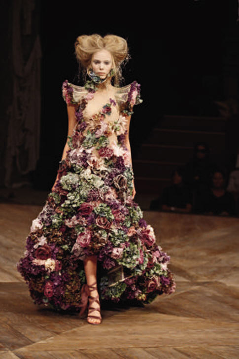 Dress, Sarabande, spring/summer 2007 | Alexander McQueen: Savage Beauty ...